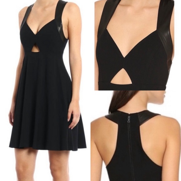 💕Host Pick💕Alice + Olivia $385 Racerback Leather Shoulder Dress Sz 0 Retail - Picture 1 of 12